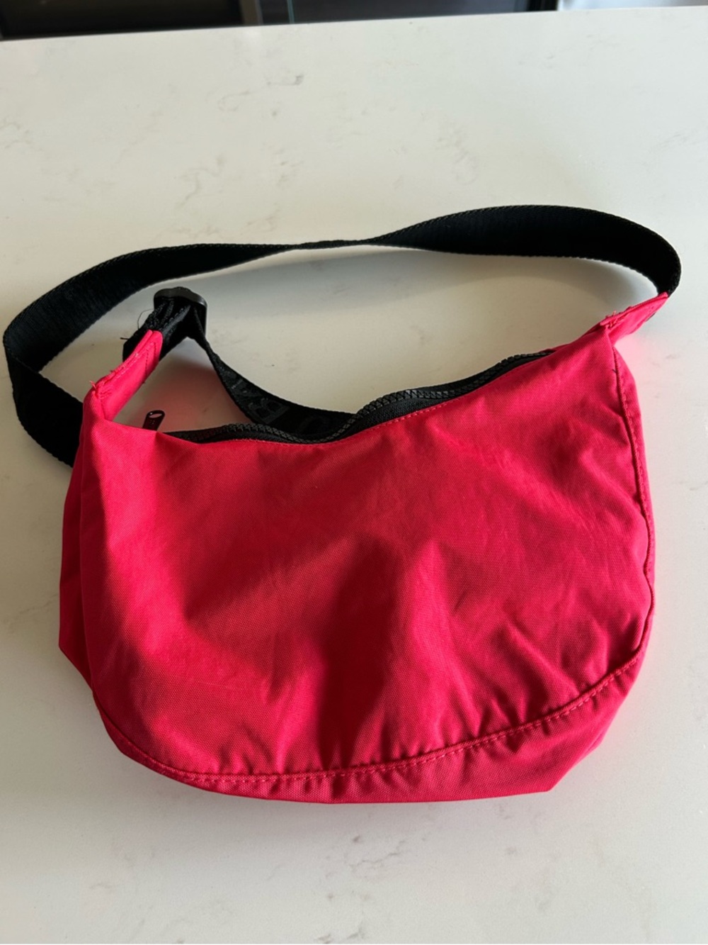 BAGGU Small Nylon Crescent Bag in Candy Apple Red